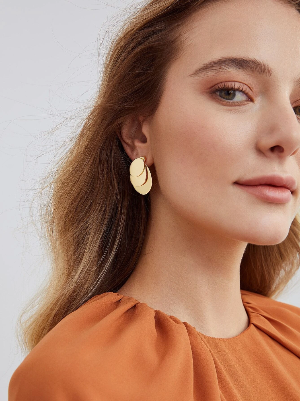 Brinco Céline - A Elegância Que Encanta